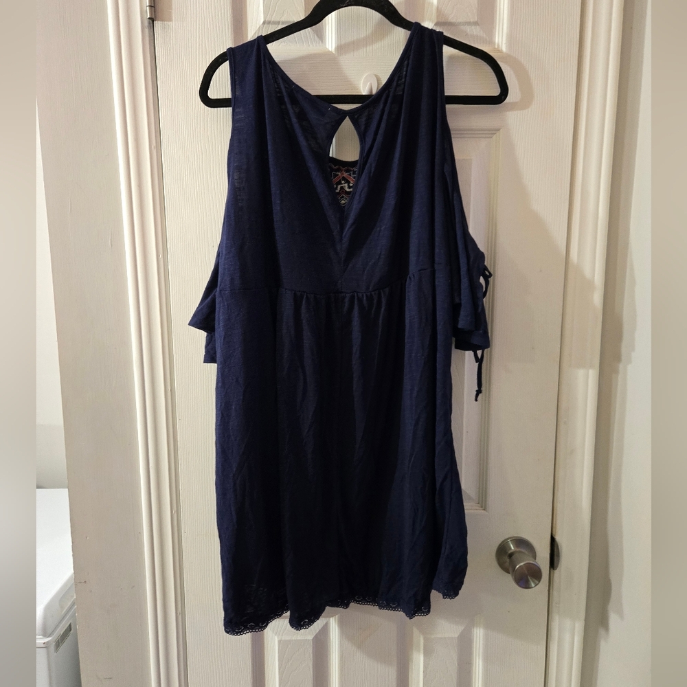 3x cold shoulder stretchy blouse - Picture 6 of 6